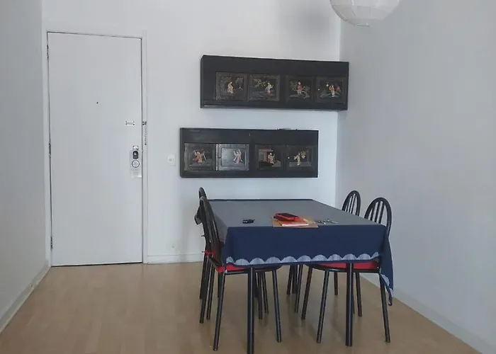 Apartamento Com 2 Quartos No Leblon Rio de Janeiro
